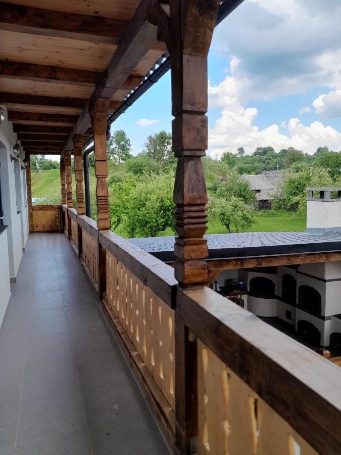 Casa De Langa Padure Hotell Sighetu Marmaţiei Eksteriør bilde