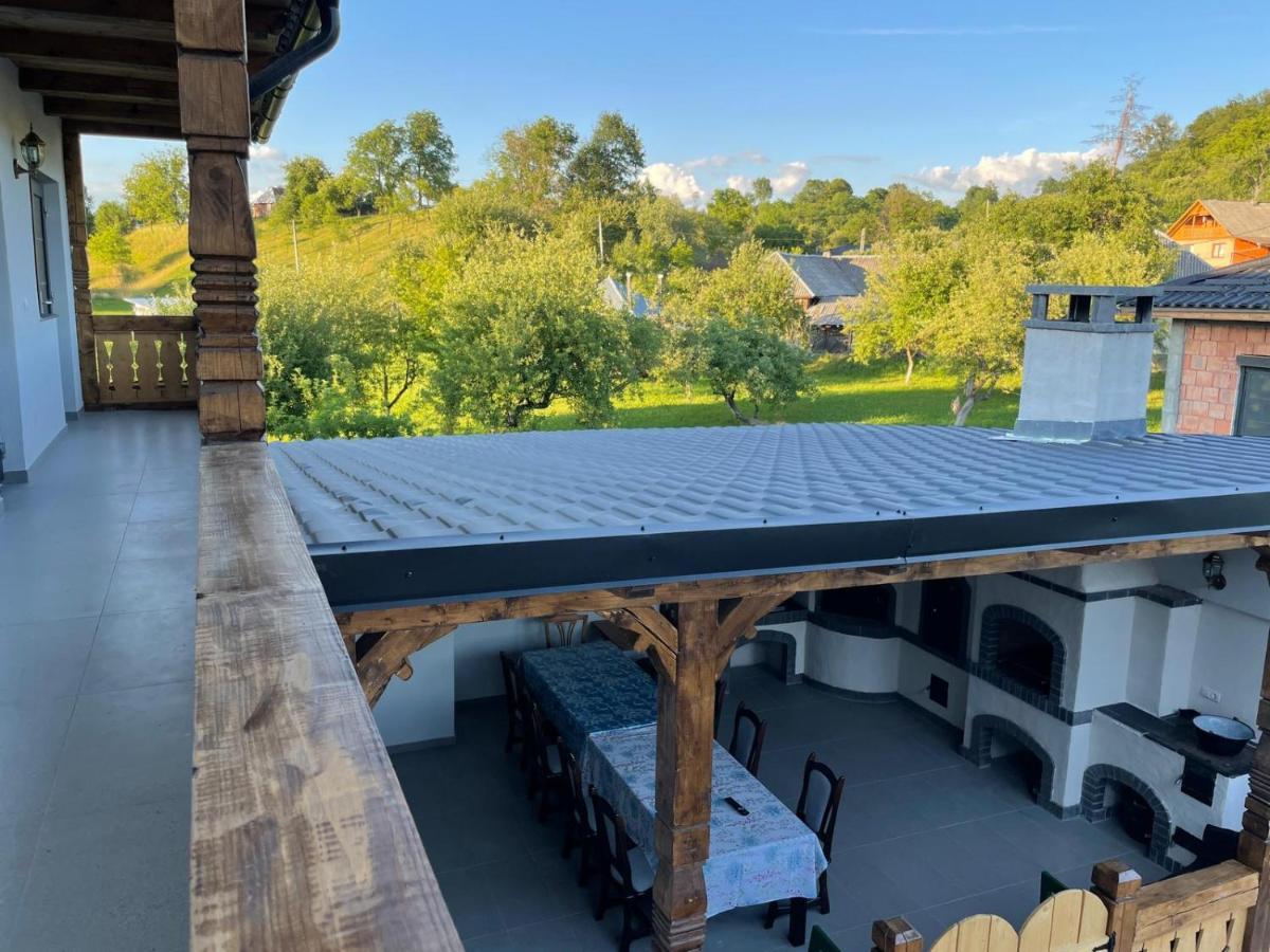 Casa De Langa Padure Hotell Sighetu Marmaţiei Eksteriør bilde